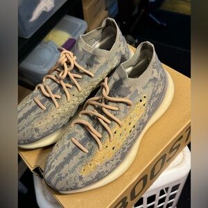 Yeezy 380 MIST Nr